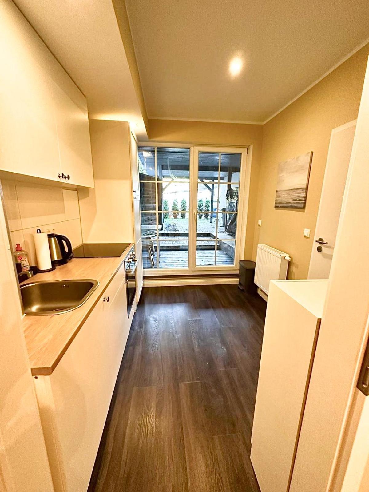 Zentrales Apartment Mit Terrasse Бремен Экстерьер фото